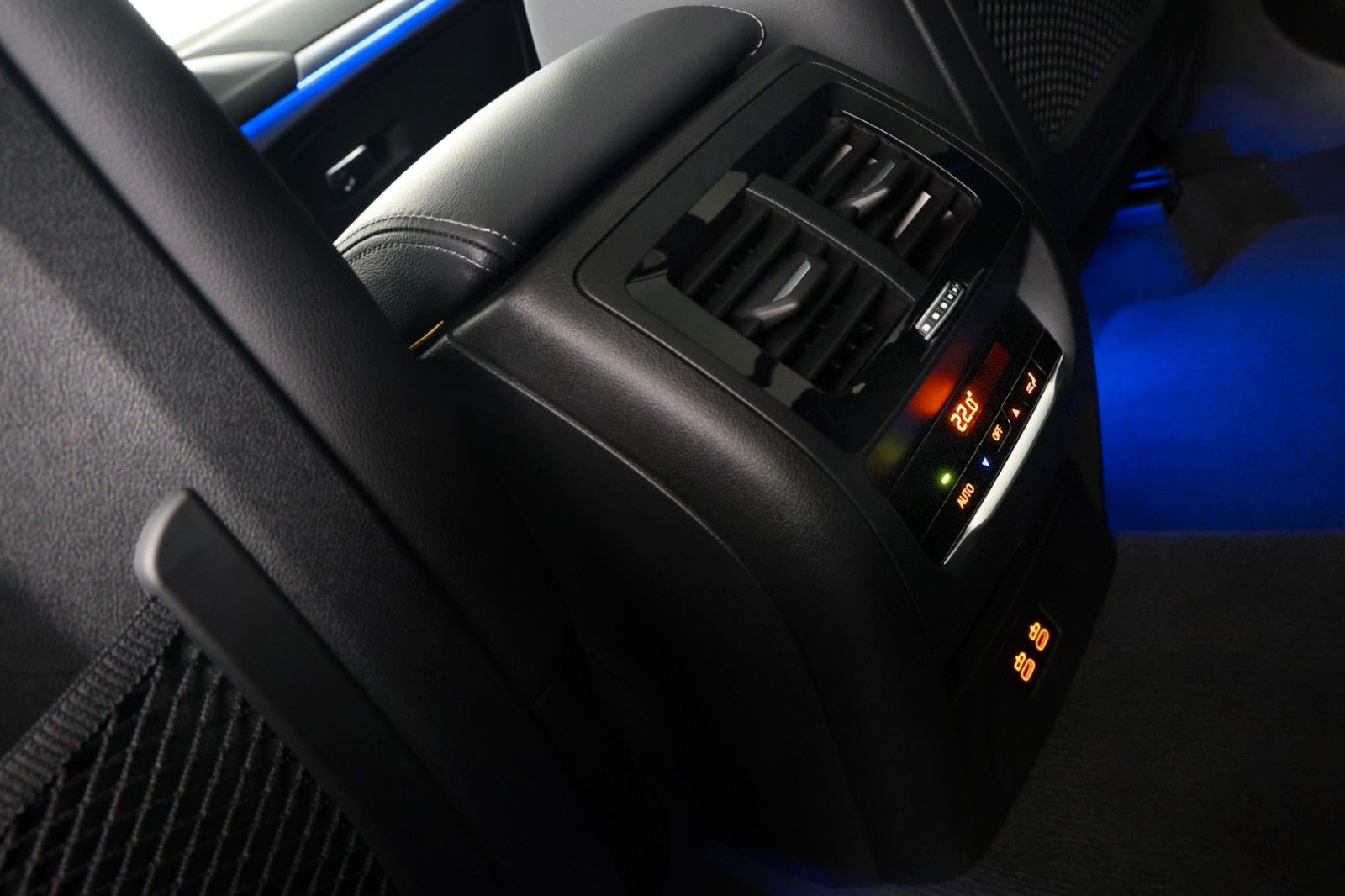 BMW X3 xDrive20i M Sport HUD ACC H&K PANO LASER AHK