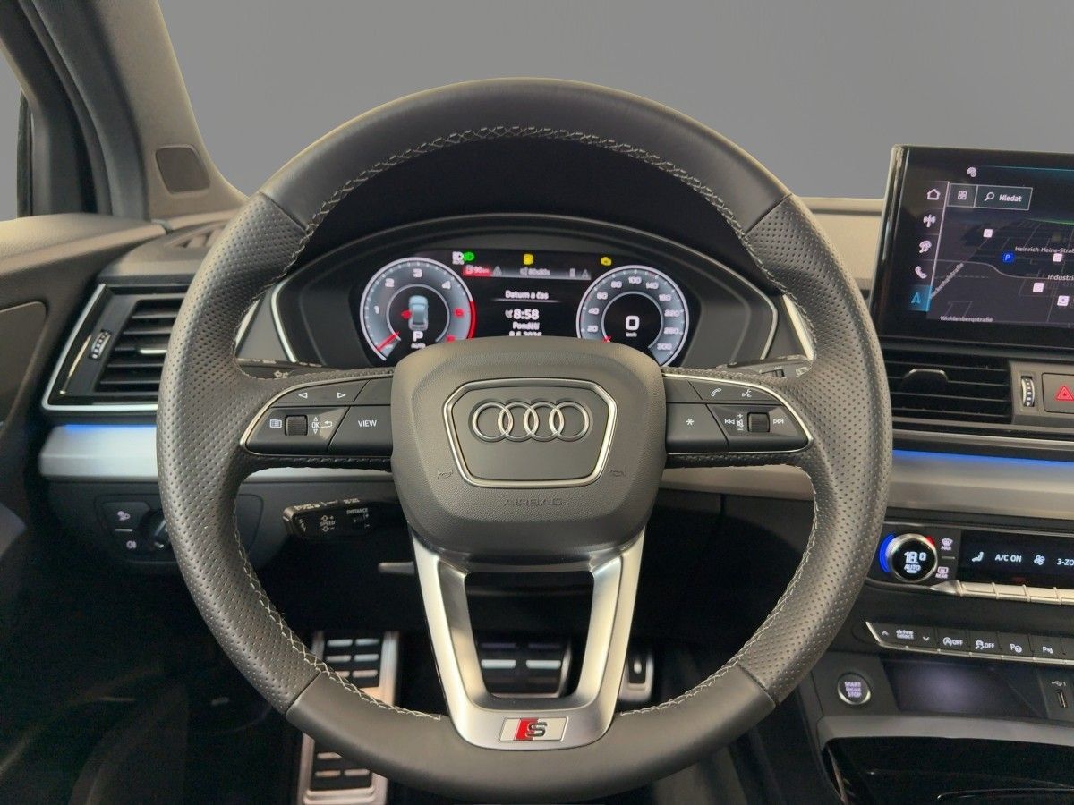 Audi Q5 S line 40 TDI quattro virtual AHK