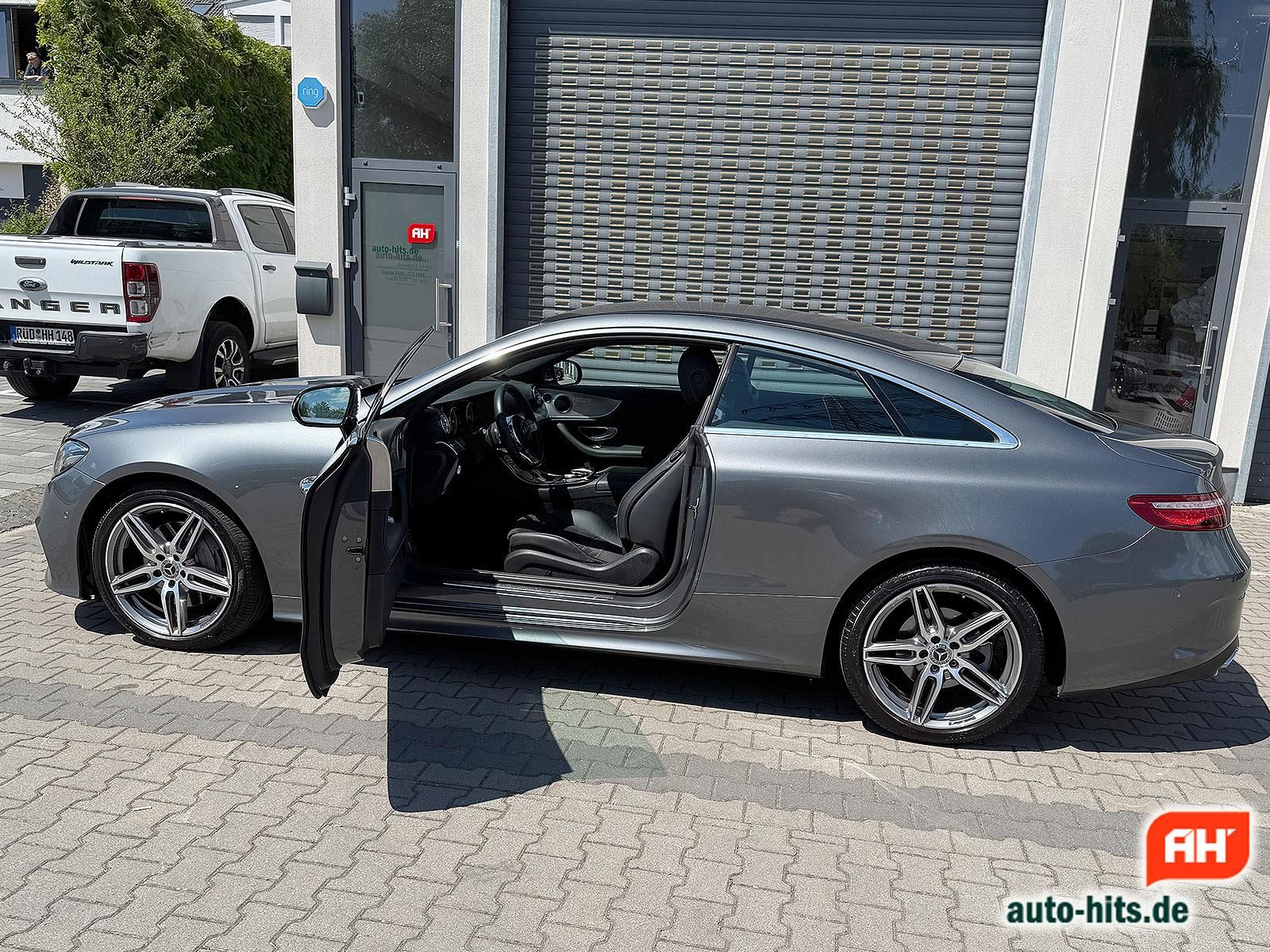 Mercedes-Benz E 220 Coupe AMG Line - Samsaru's Car Outlet