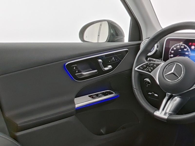 Mercedes-Benz GLC 200 4M - Samsaru's Car Outlet