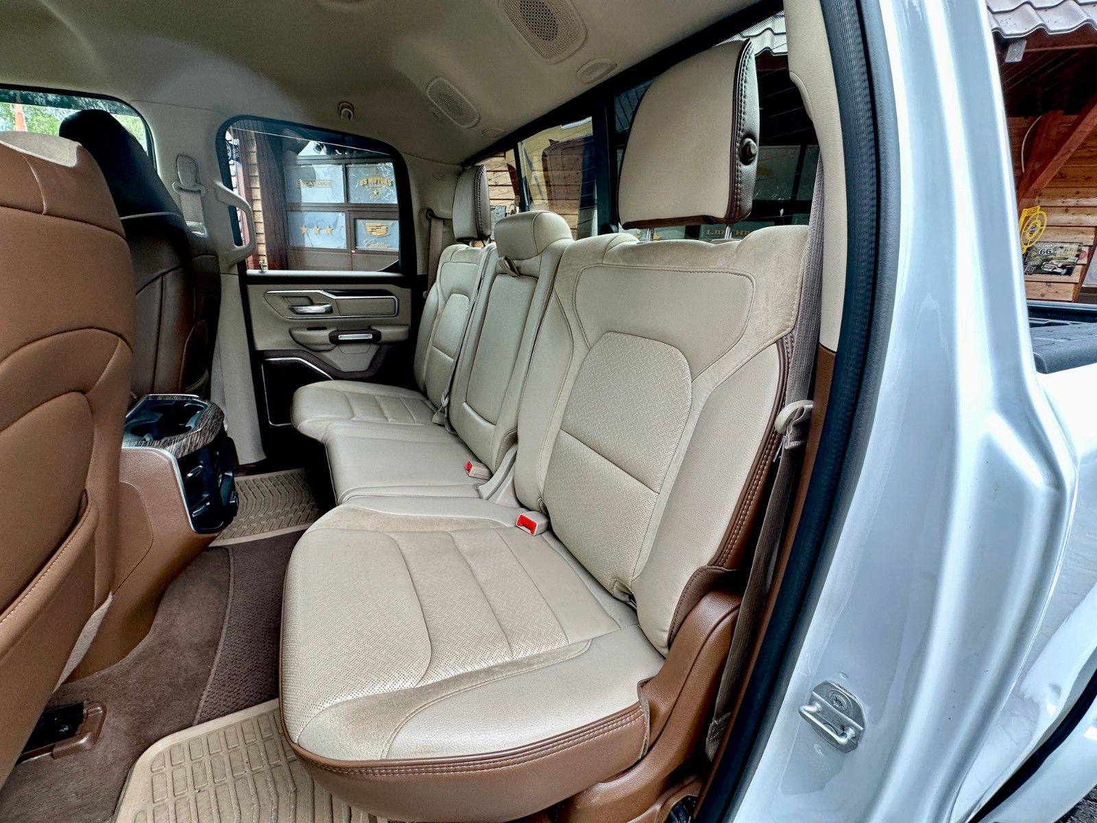 Dodge LIFT*LPG*4X4*OFF-ROAD*LARAMIE*LED*AHK*NAVI*