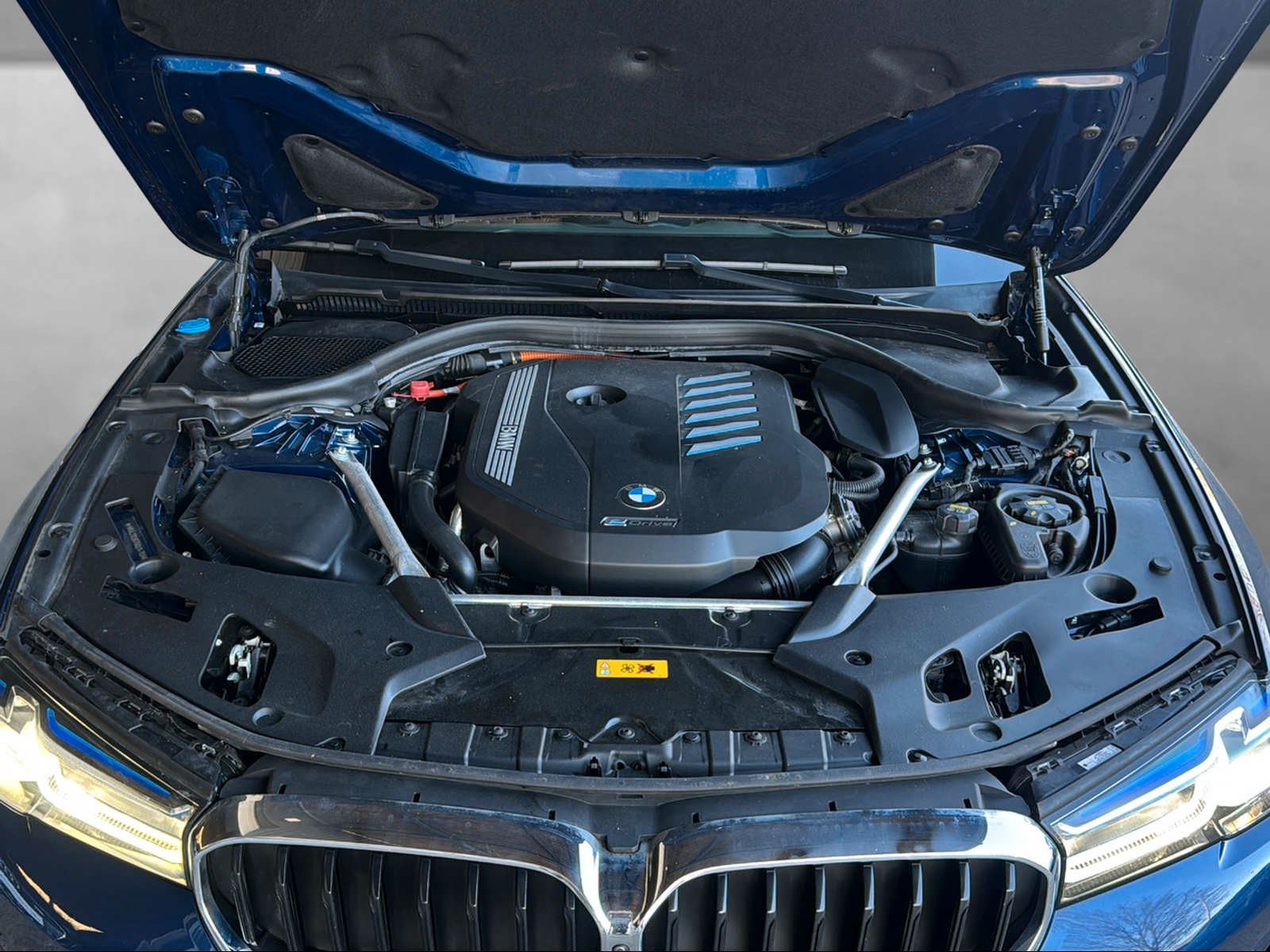 BMW 545 xDrive | M Sport | AHK | 360° | Leder | AHK
