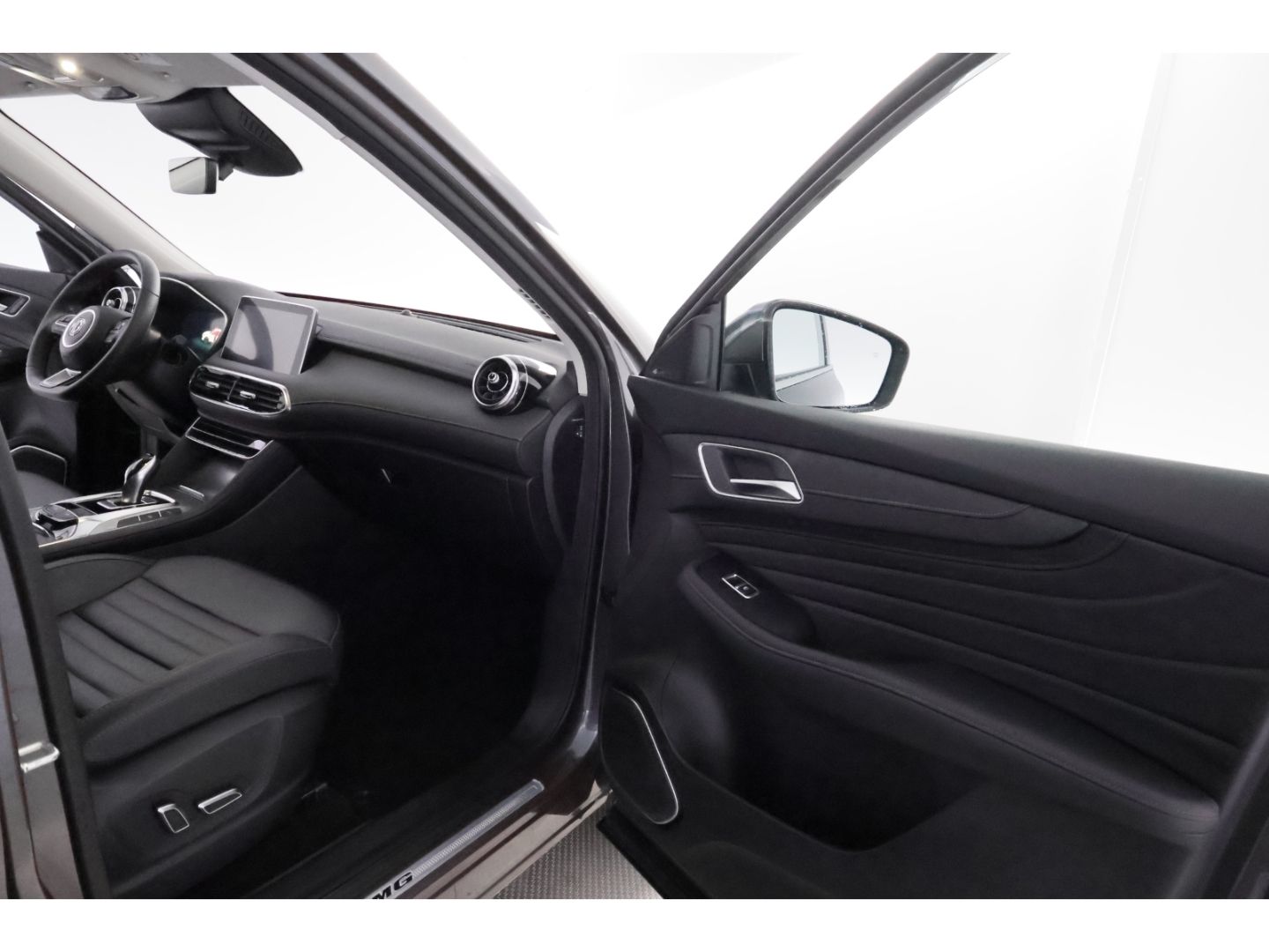 MG HS 1.5T-GDI Aut.Luxury+LED+NAVI+KAMERA+VIRTUAL