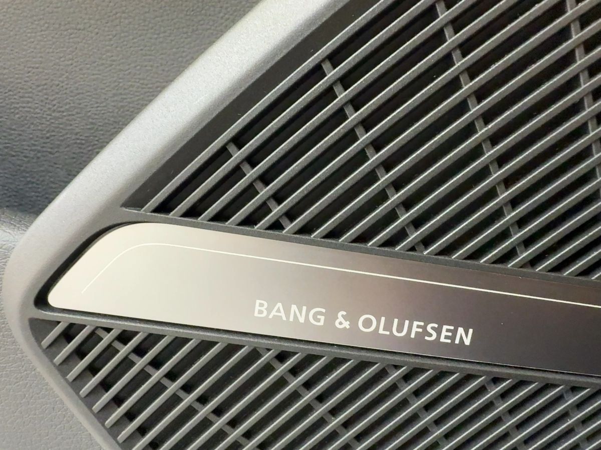 Audi Q5 S line 40 TDI quattro Matrix B&O Kamera AHK N