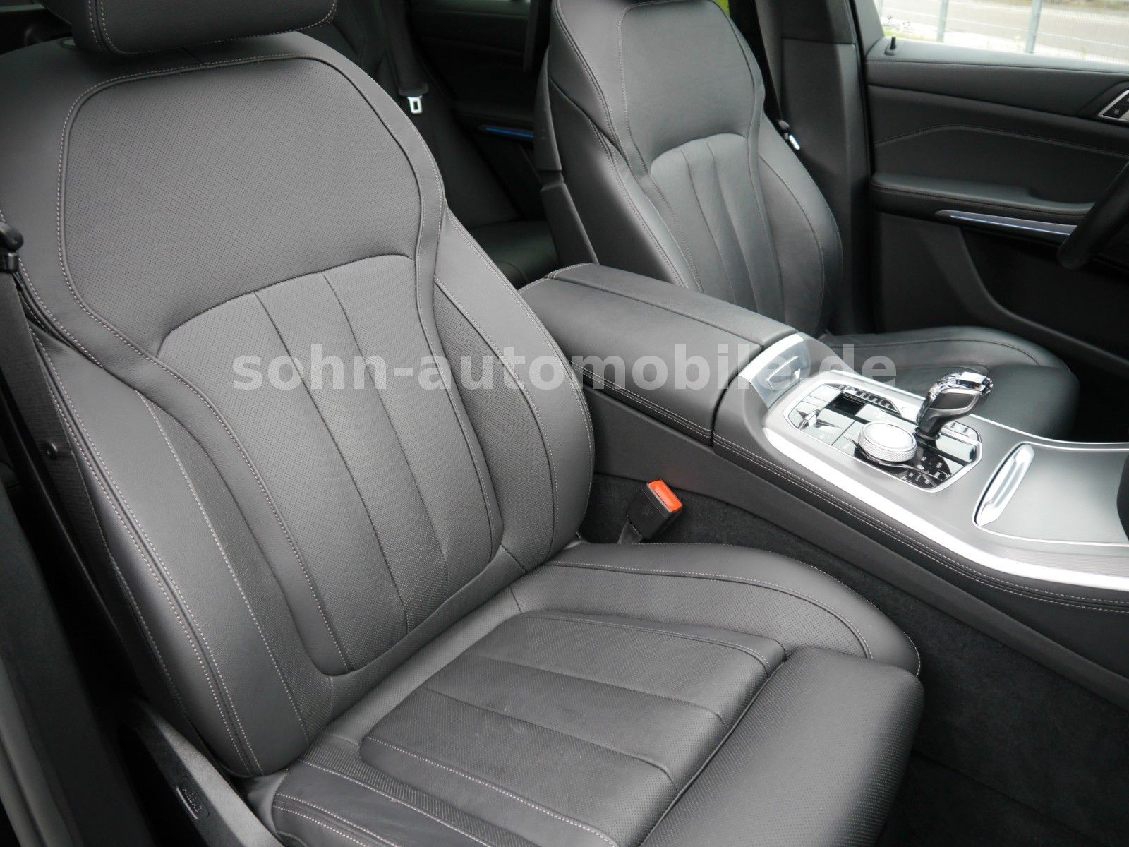 BMW X5 xDr 45e M-Sport 2xTV/Pano/Laser/Sitzklima/AHK