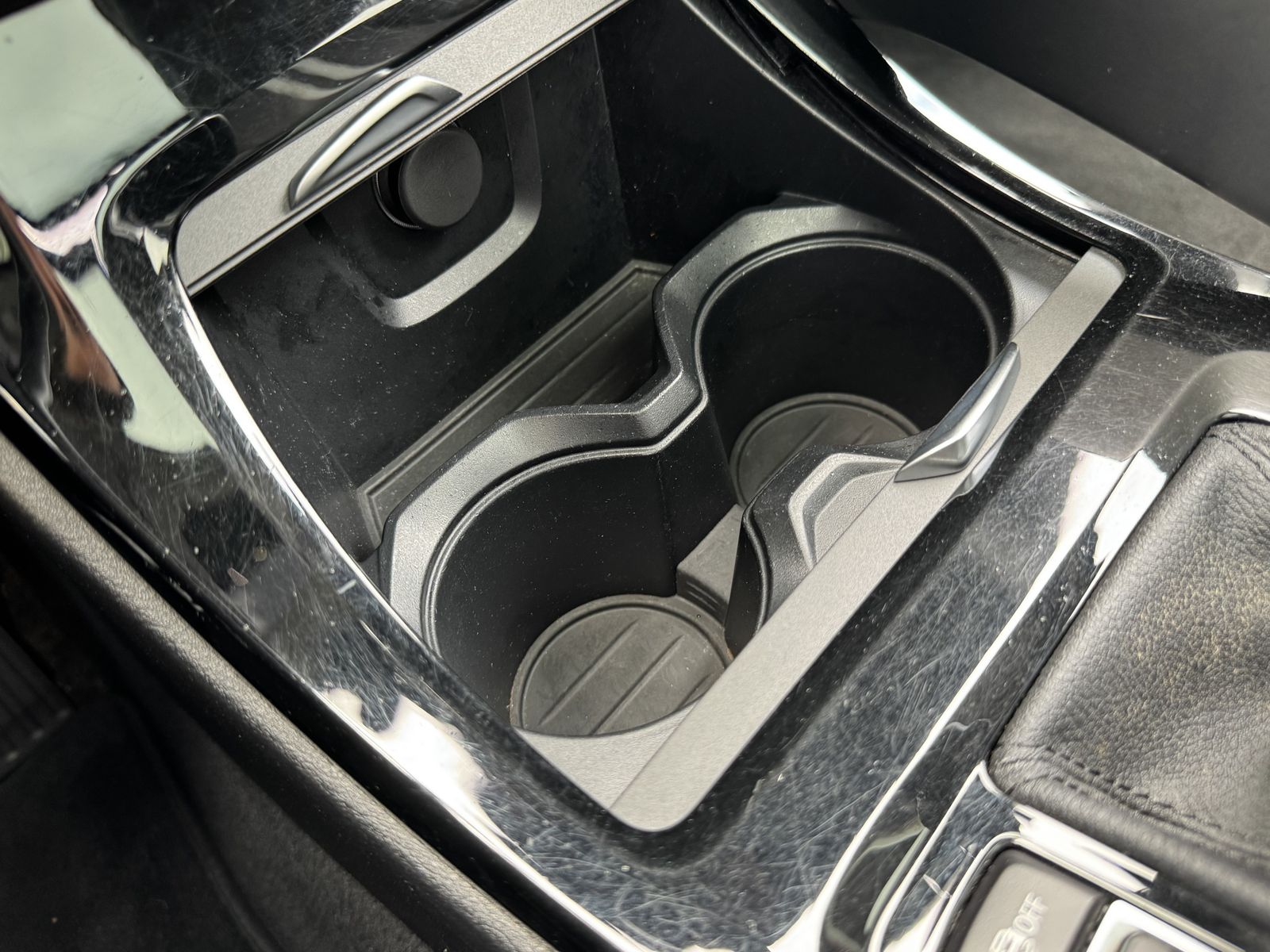 BMW X1 xDrive25e Sport Line - Samsaru's Car Outlet