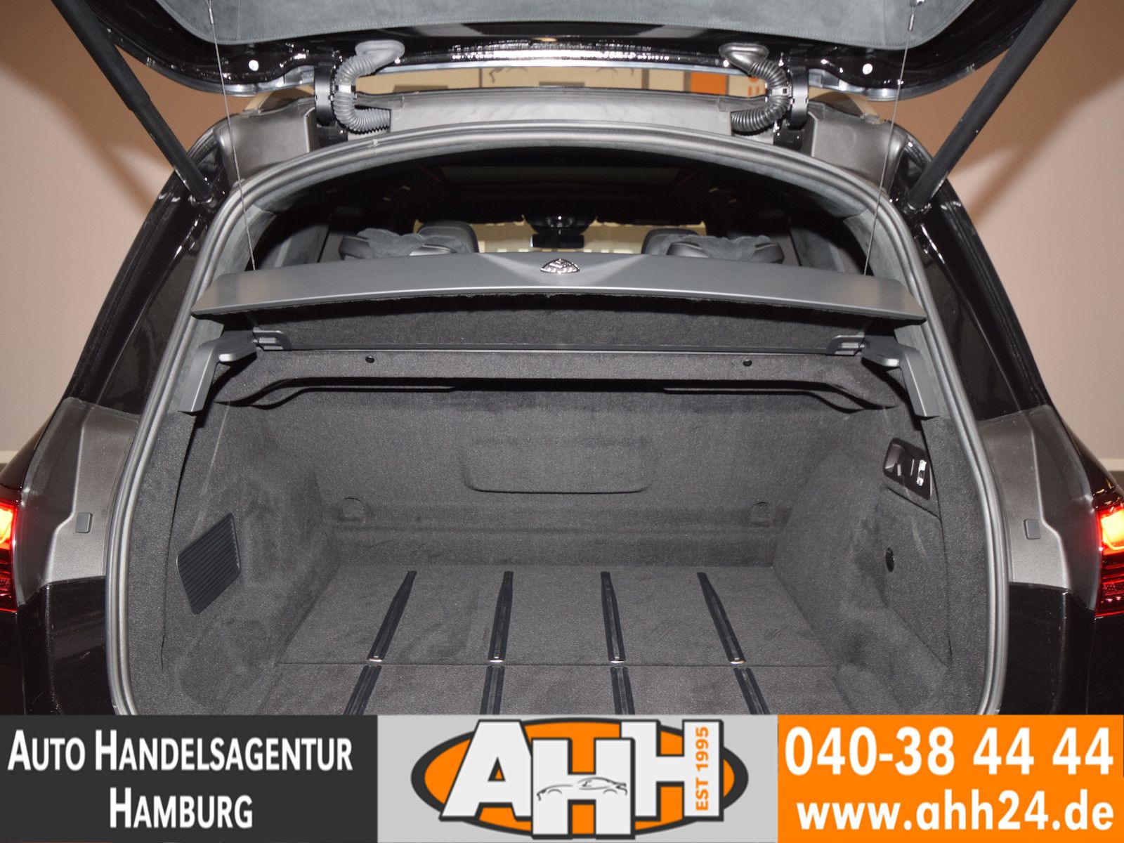 Mercedes-Benz GLS 600 Maybach 4M - Samsaru's Car Outlet