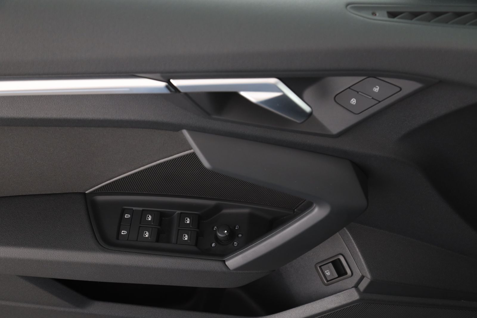 Audi A3 Sportback 40 TFSI e S tronic | NAVI | AHK |