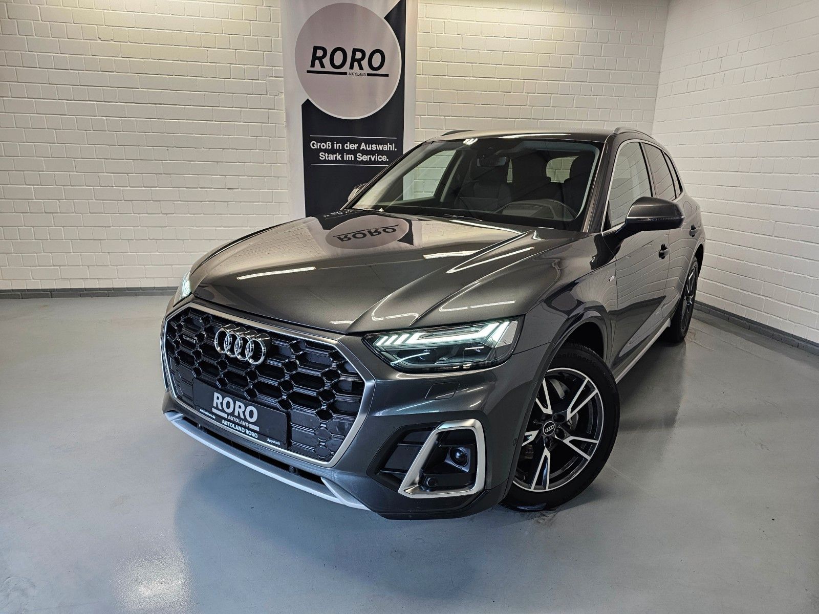 Audi Q5 40 TDI quattro S line + Head-Up/ACC/CarPlay