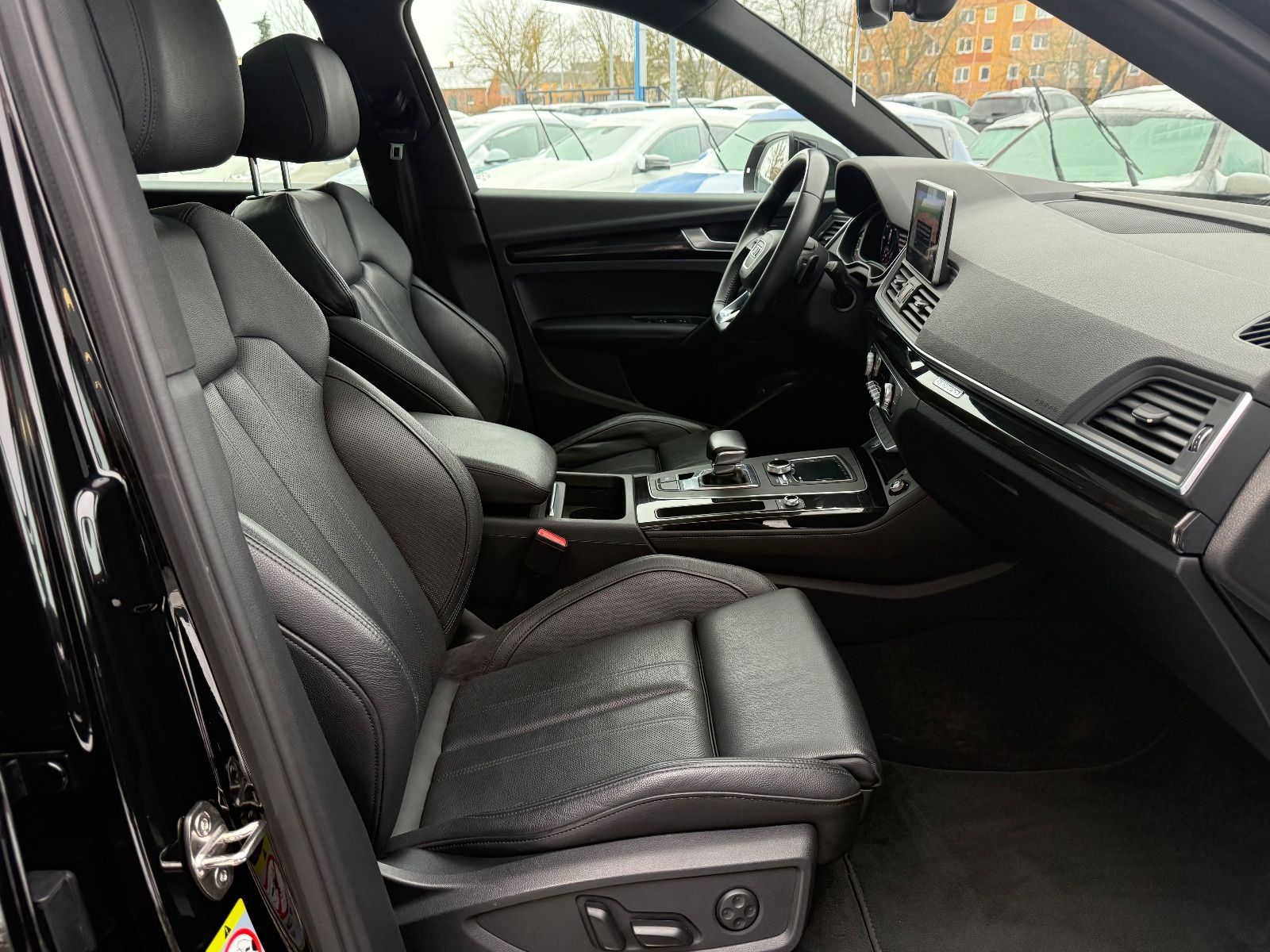 Audi Q5 50 TFSI e quattro S-Line Leder LED Automatik