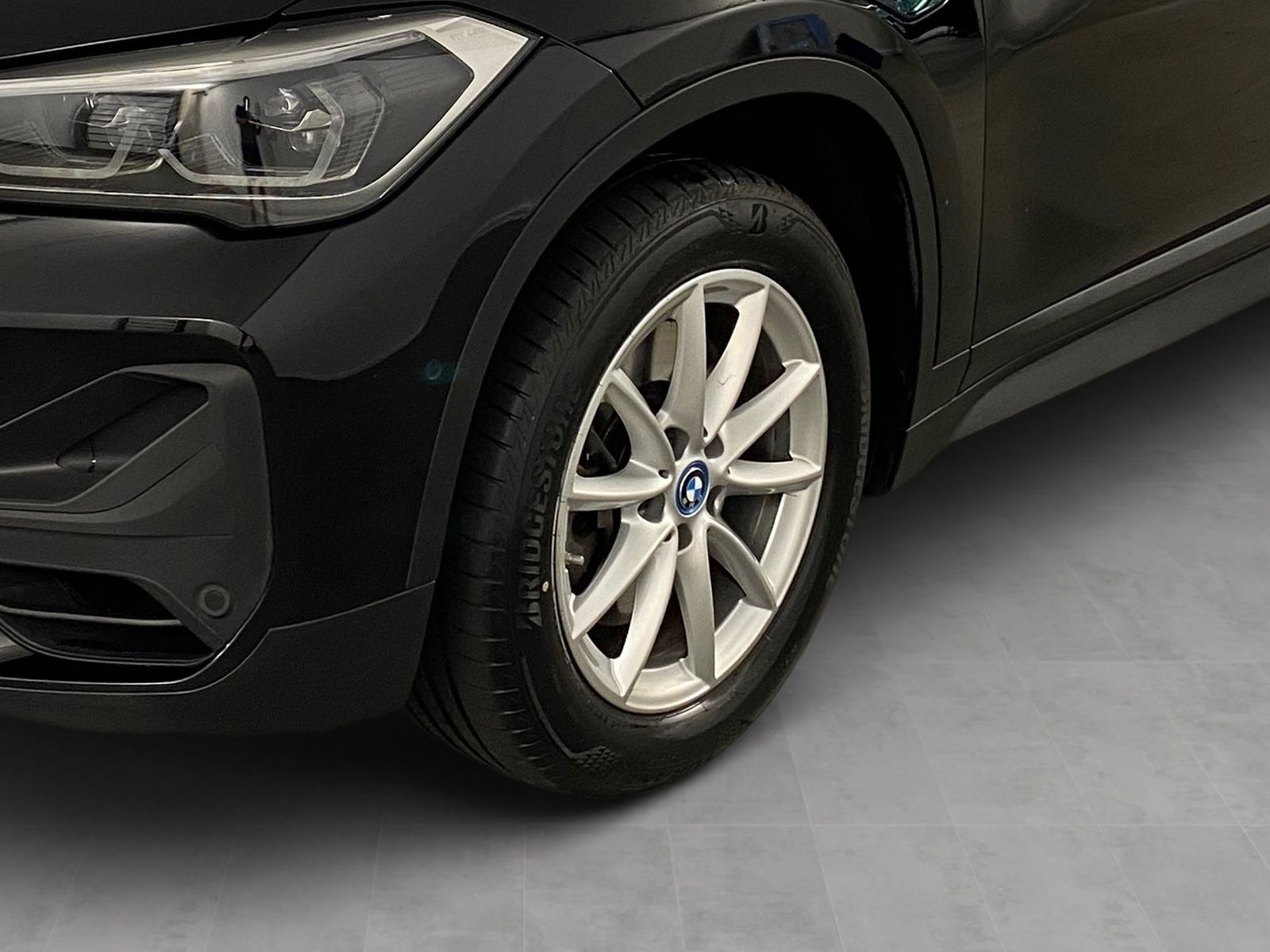 BMW X1 xDrive25e - Samsaru's Car Outlet