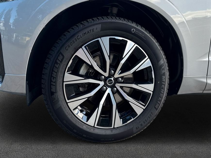 Volvo XC60 B5 B AWD Plus Dark