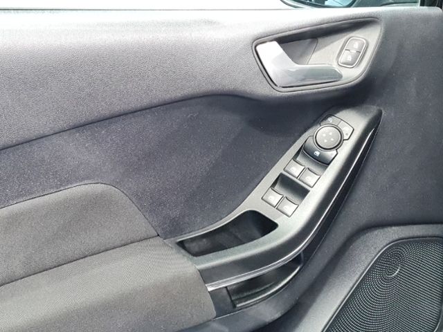 Ford Fiesta 1.0 MHEV Titanium - Samsaru's Car Outlet