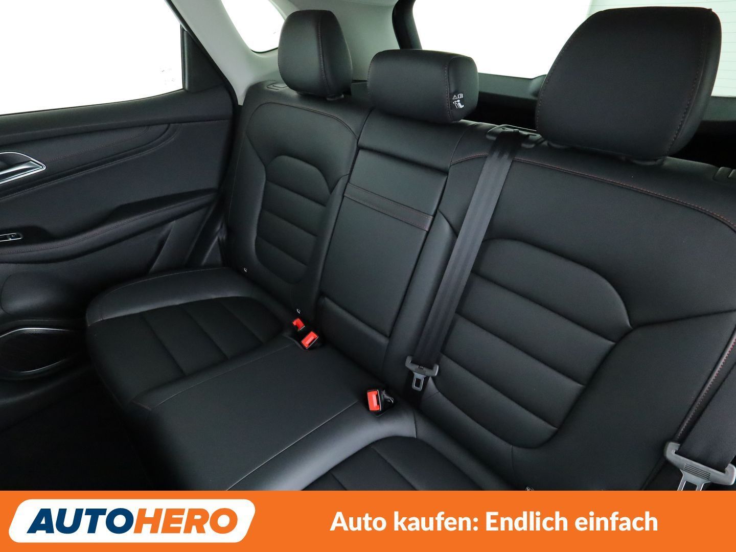 MG HS 1.5 Comfort Aut*NAVI*LED*ACC*CAM*PDC*SHZ*