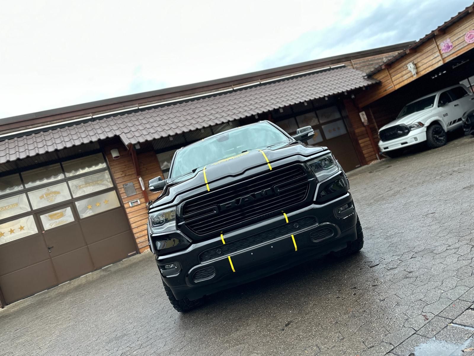 Dodge 5.7 V8*LIFT*BÜGEL*OFFROAD*AHK*NAVI*LED*GARANTIE
