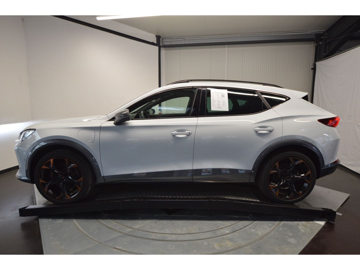 Cupra Formentor VZ e-HYBRID - Samsaru's Car Outlet