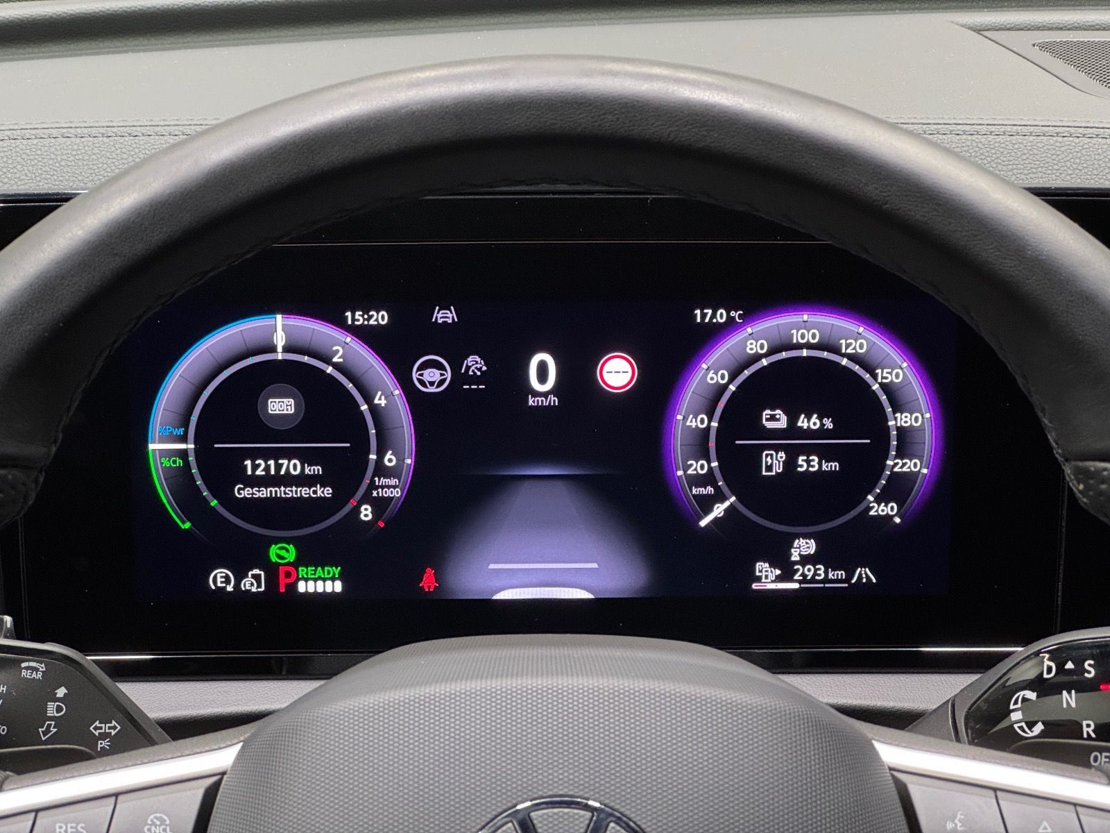 Volkswagen Tiguan R-Line 1.5 TSI eHybrid | MATRIX NAVI PANO