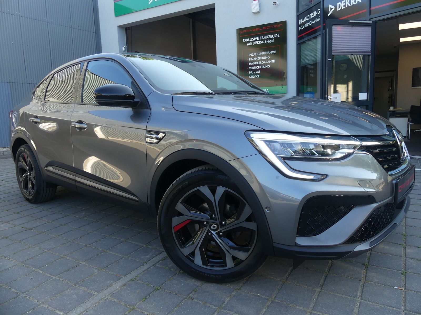 Renault Arkana 1.3 TCe R.S. Line Mild Hybid - Samsaru's Car Outlet