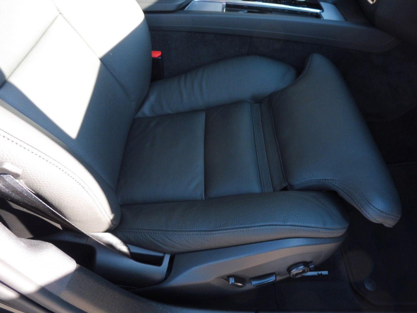 Volvo S60 Lim. B5  Ultimate Dark AWD