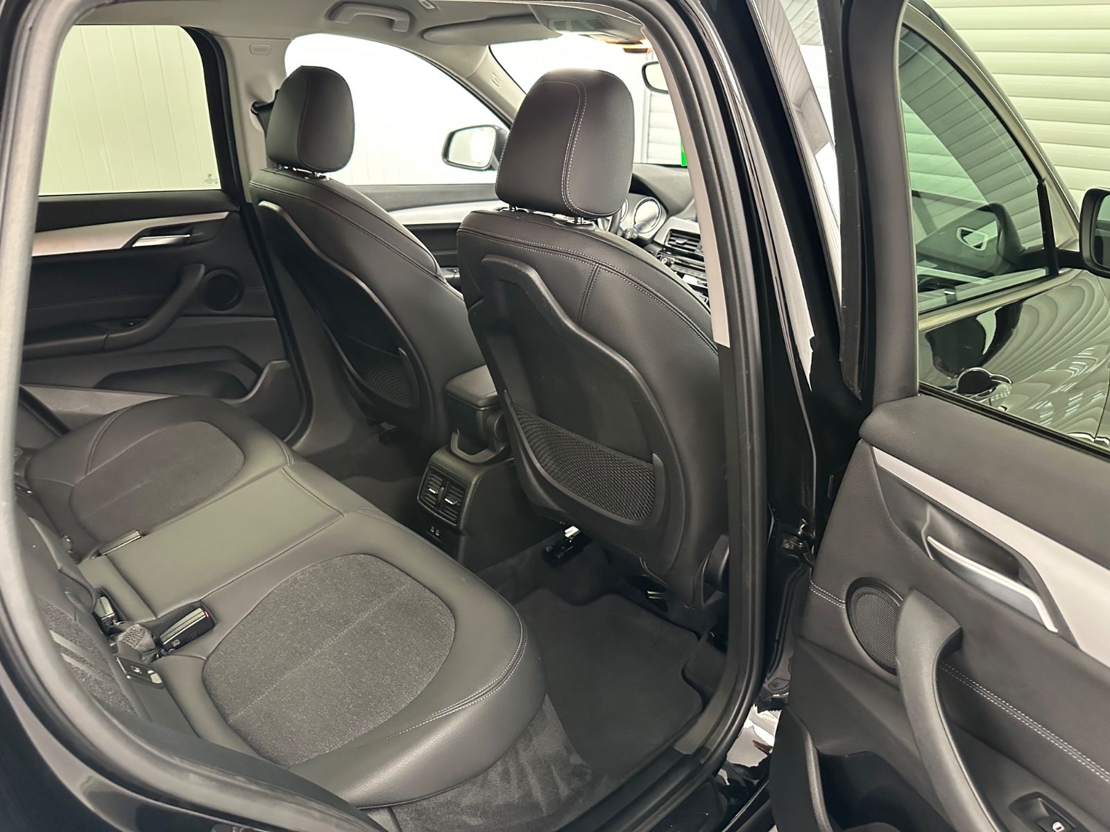 BMW X1 xDrive 25 e Hybrid - Samsaru's Car Outlet