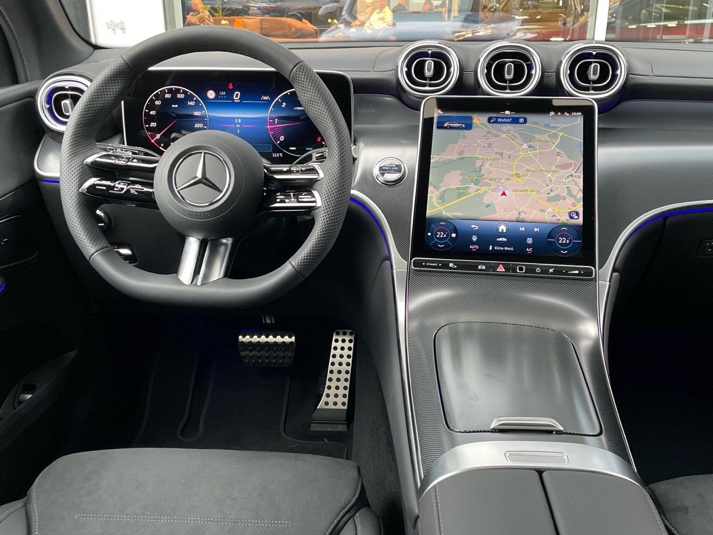 Mercedes-Benz GLC 220 d 4M AMG Panorama DigitalLight AHK 360°K