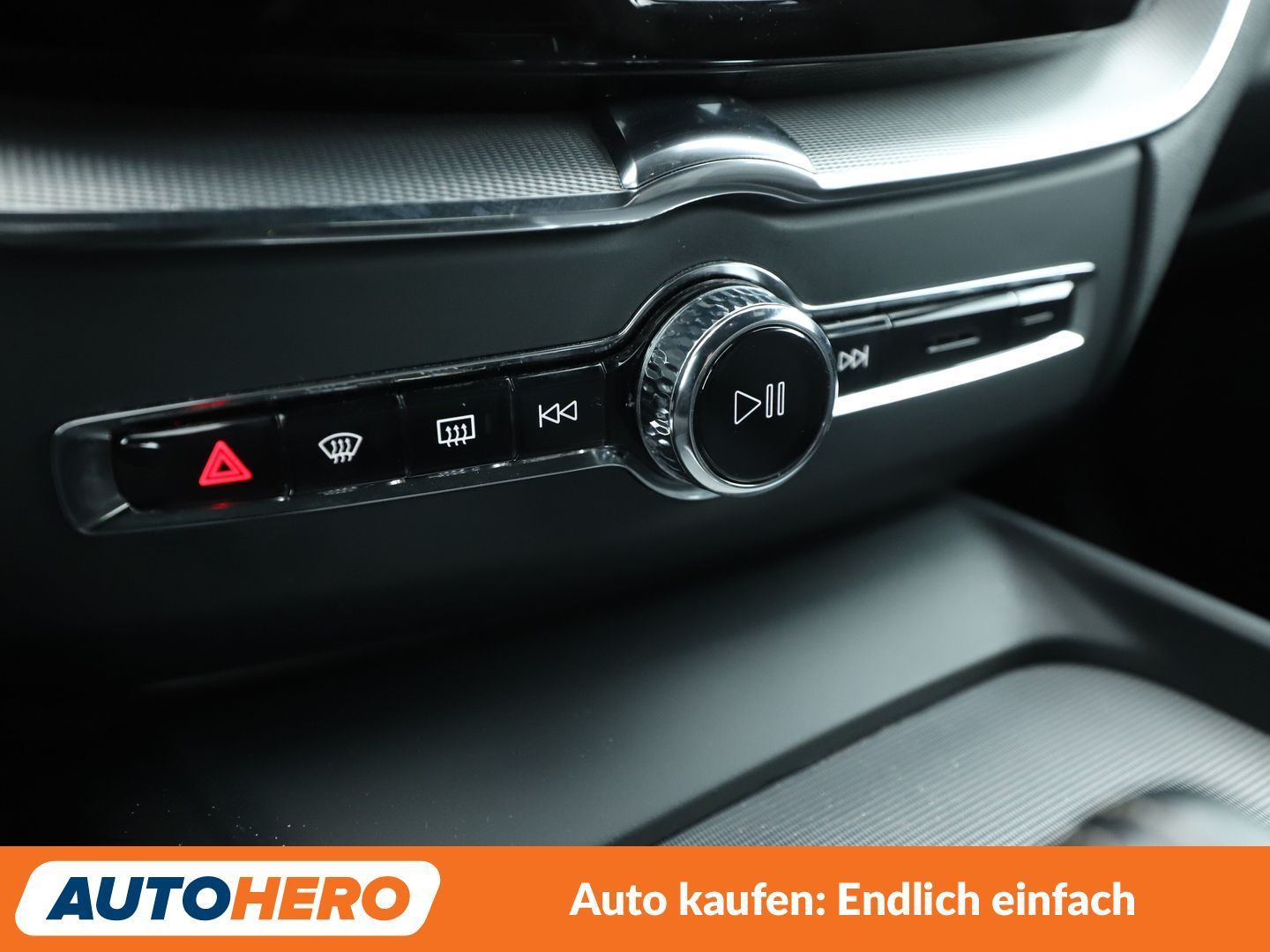 Volvo XC60 2.0 B5 Diesel R-Design AWD Aut.*NAVI*HK*ACC