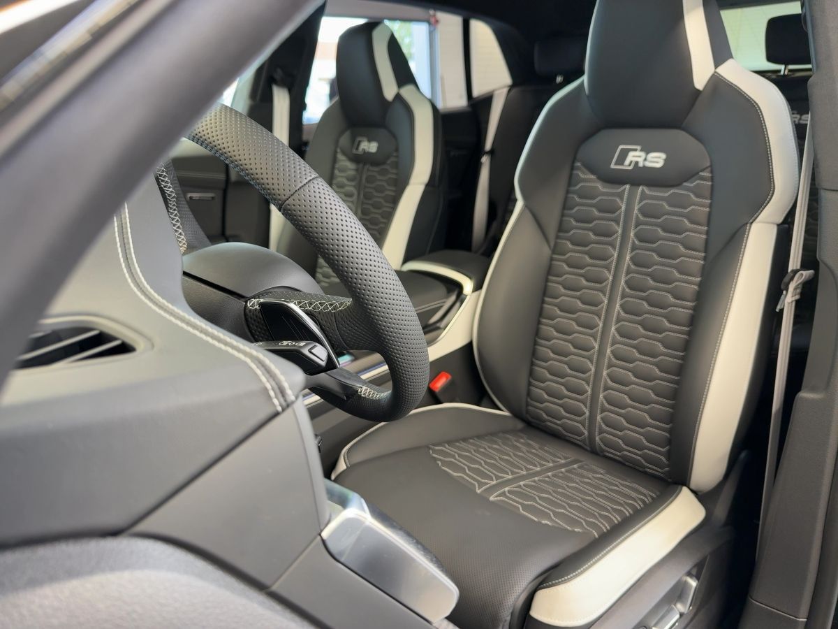 Audi RS Q8 performance Head-Up Standh. Pano Laser B&O