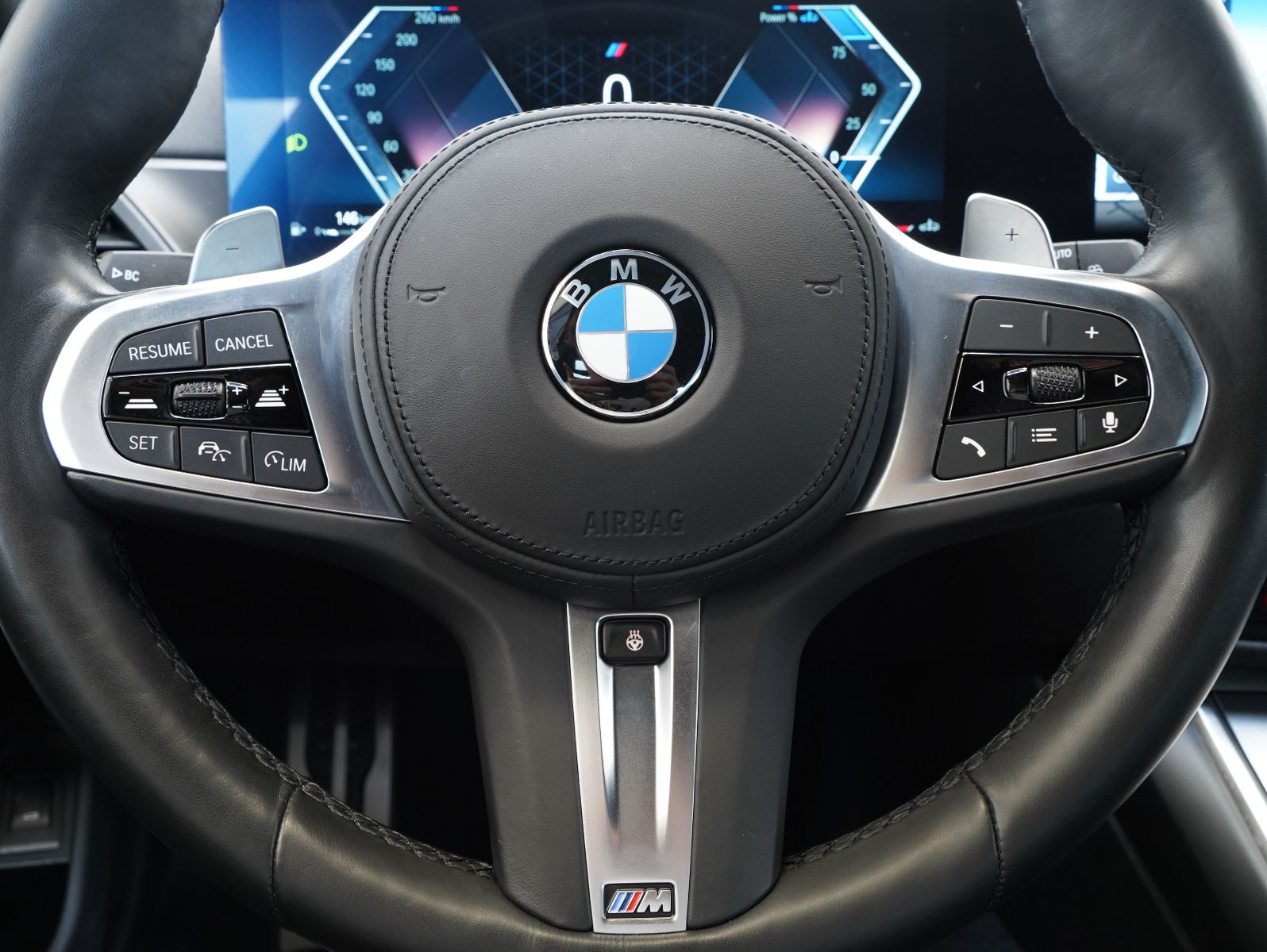 BMW 320 d xDrive Touring M Sport - Samsaru's Car Outlet