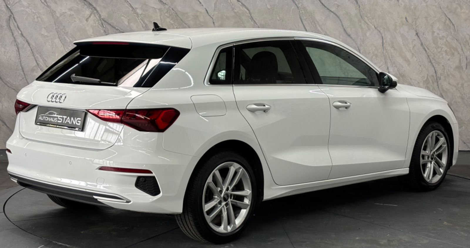 Audi A3 Sportback 35 TFSI advanced+VirtualCockpit+1.H