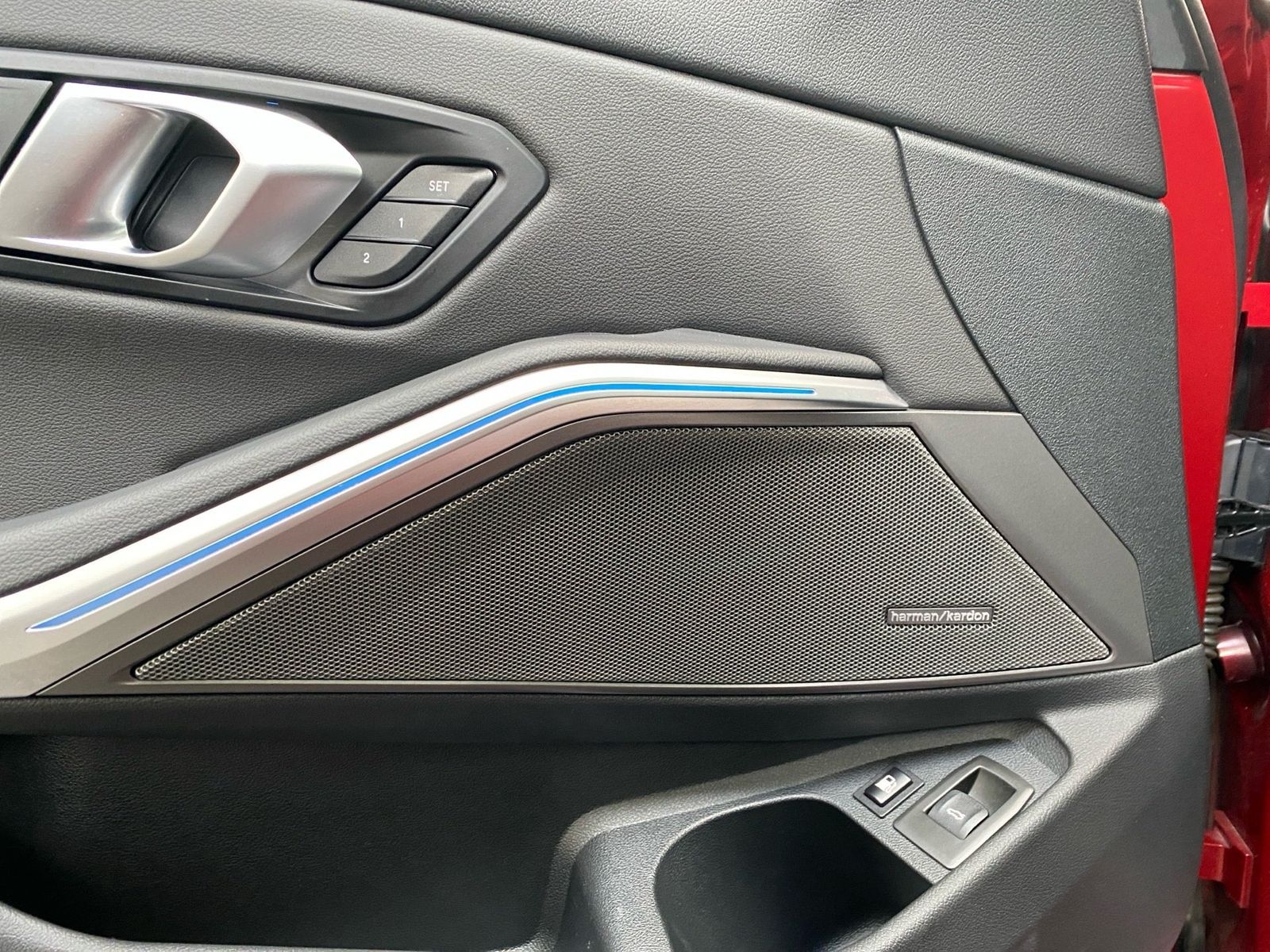 BMW 330e xDrive Touring M Sport HUD DA Pro Pano AHK