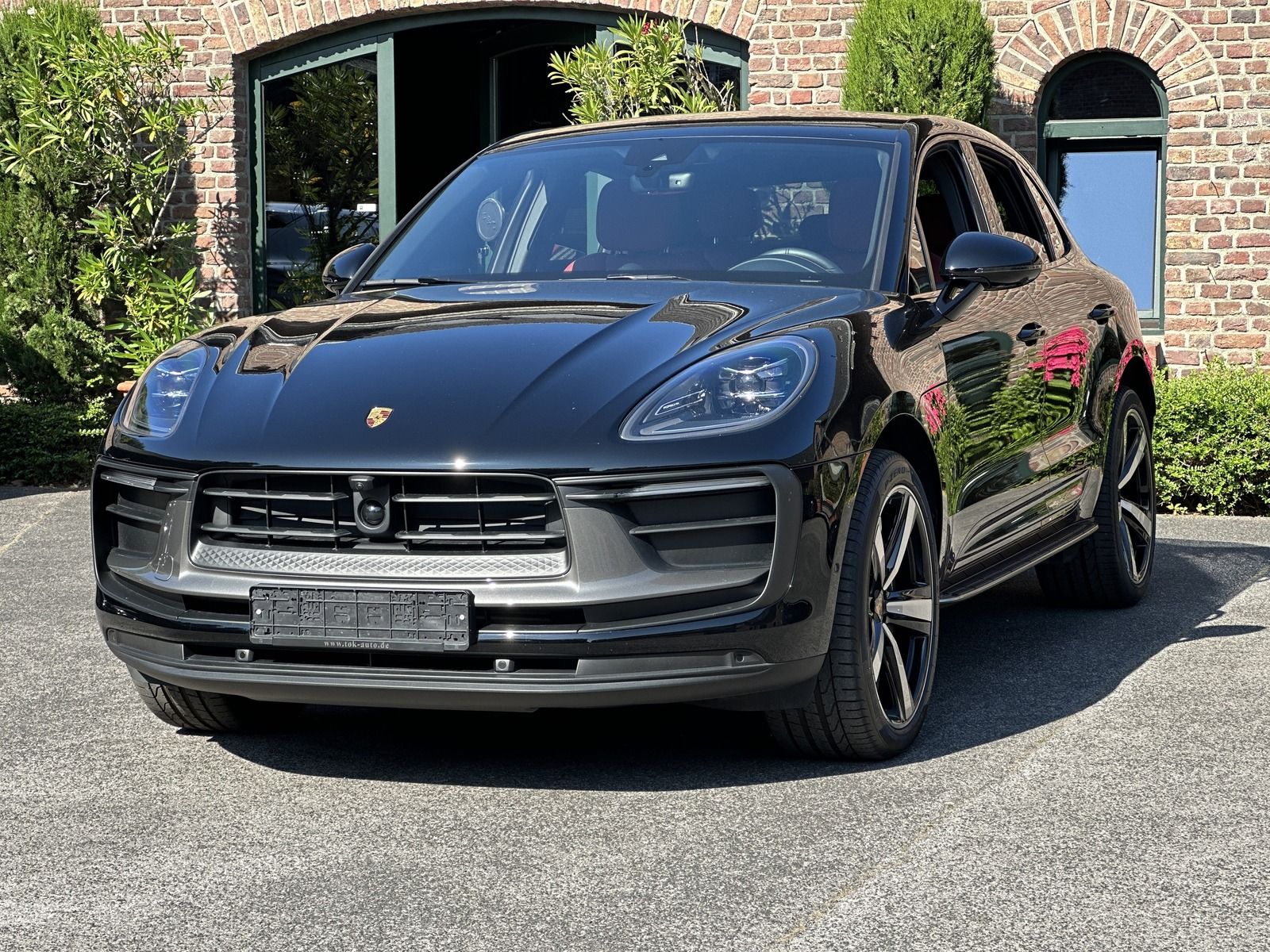 Porsche Macan T SPORTABGAS*21 EXCLUSIVE - Samsaru's Car Outlet