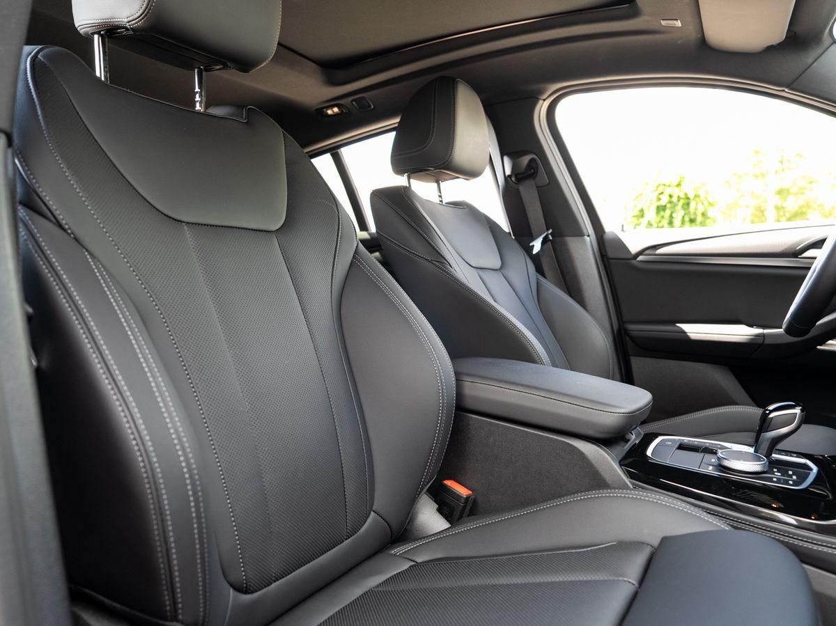 BMW X4 xDrive30d M-Sport AHK PANO ACC HuD Laser KoZg