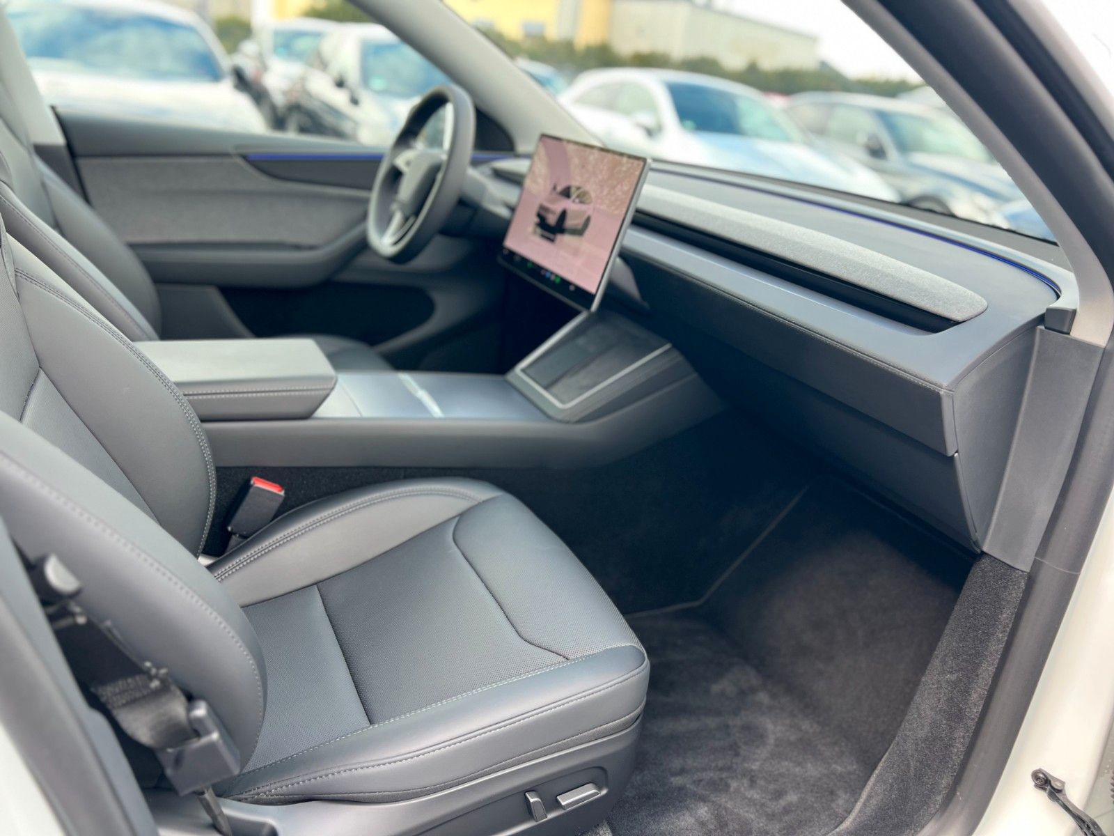 Tesla Model Y SR Juniper Premium*1.Hand*