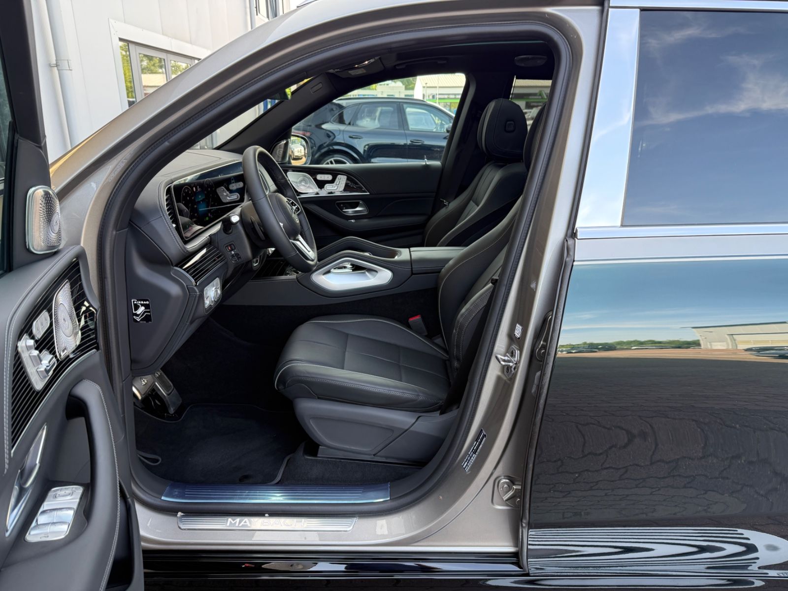 Mercedes-Benz GLS 600 Maybach 4Matic - Samsaru's Car Outlet