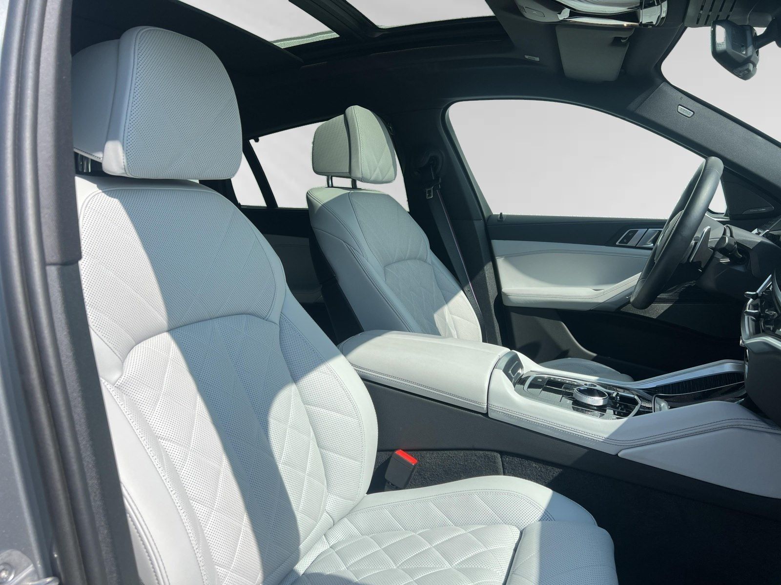 BMW X6 xDrive40d M Sport Pro|AHK|SkyLounge|Standhzg.