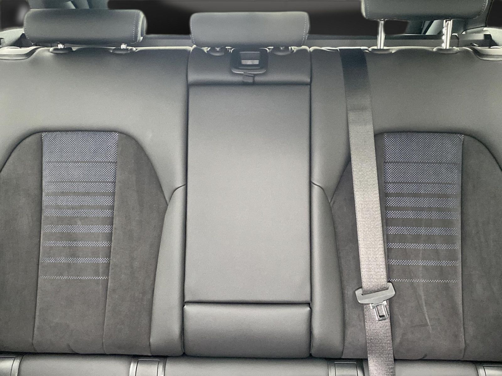 BMW 320 d xD M Sport - Samsaru's Car Outlet