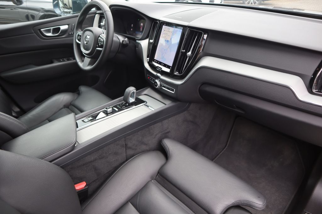 Volvo XC60 T6 AWD Recharge Plus Bright|NAVI|AHK|360CAM