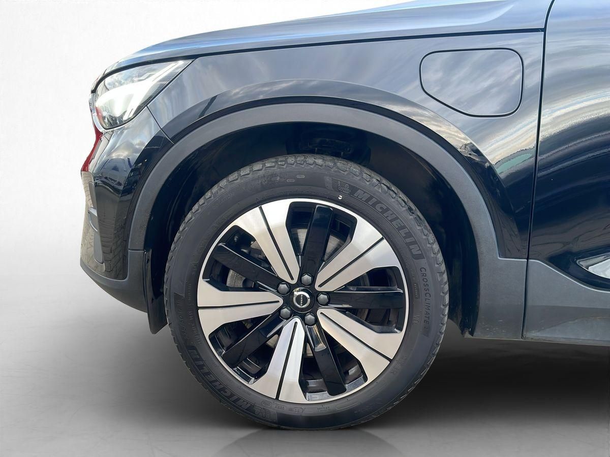 Volvo XC40 Recharge Plug-in Hybrid MY23 PLUS BRIGHT
