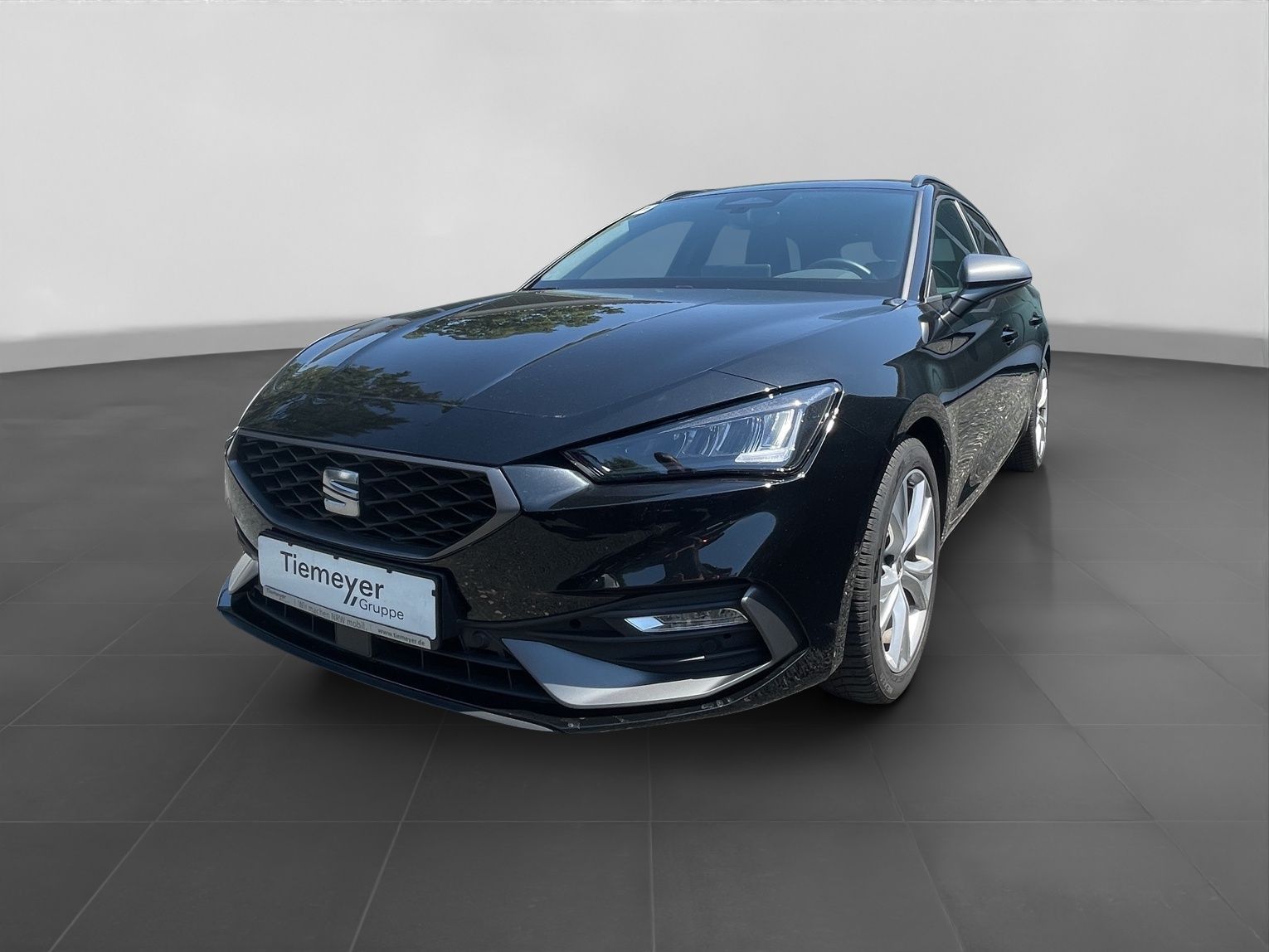 Seat Leon Sportstourer 2.0 TDI DSG FR NAVI AHK SH ACC