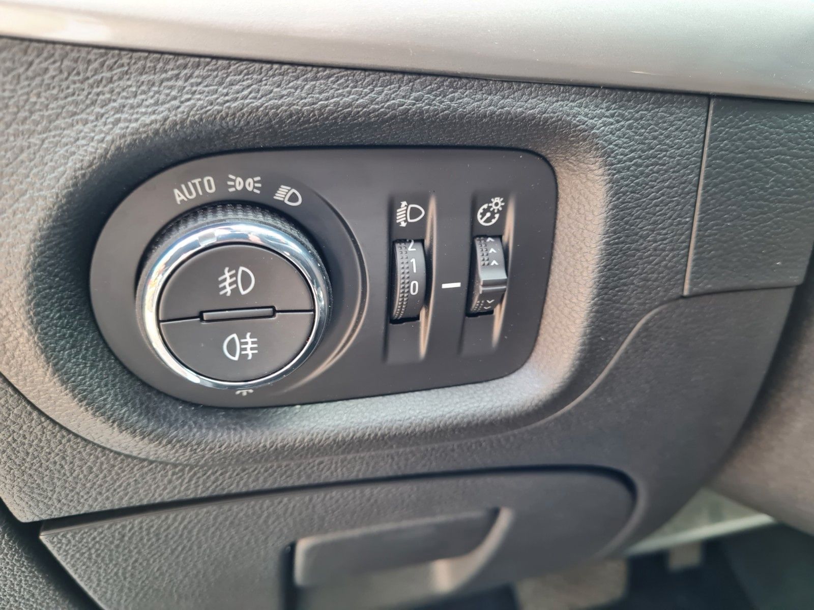 Opel Astra K Sports Tourer GS Line - Samsaru's Car Outlet