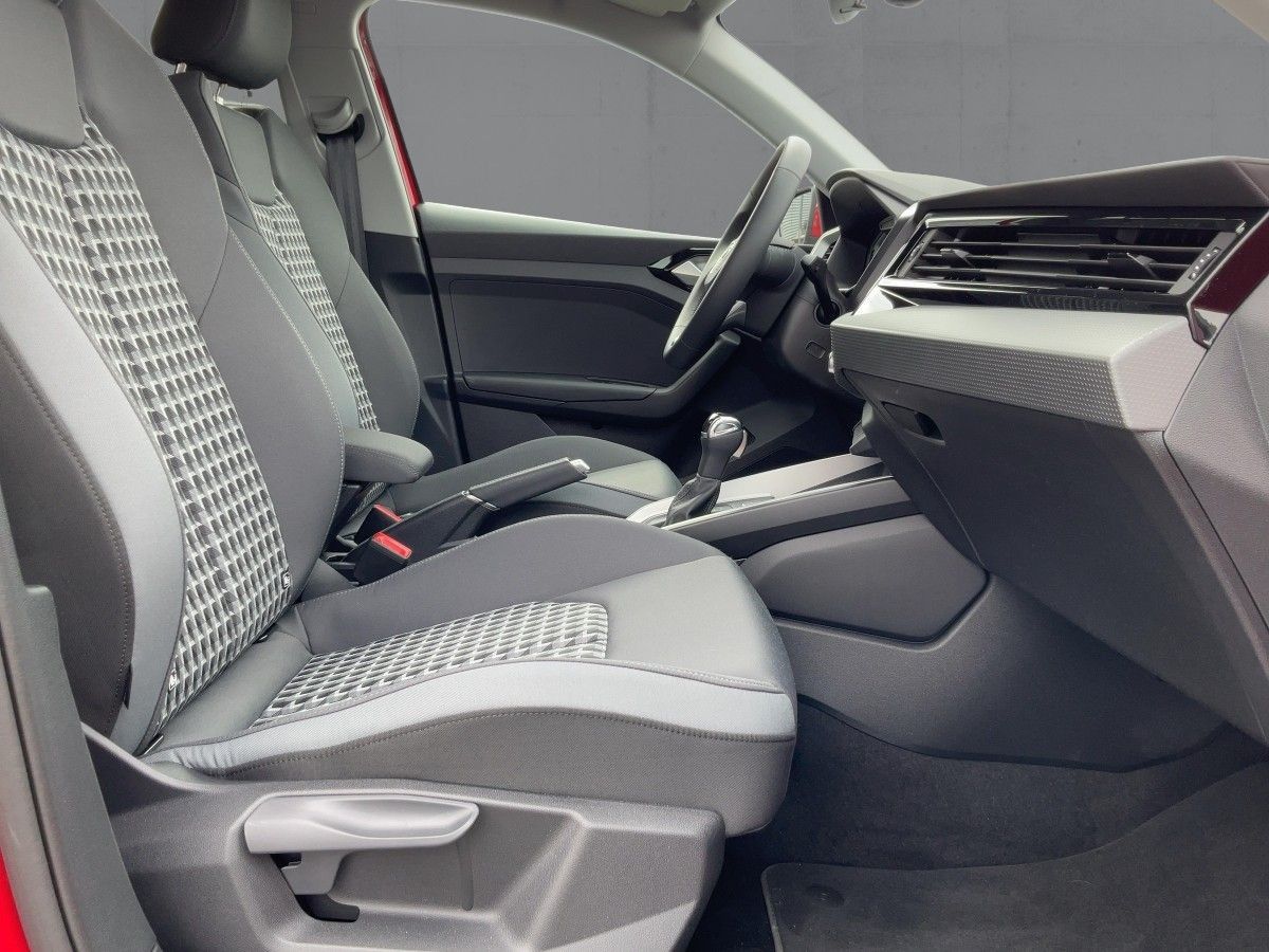 Audi A1 allstreet 30 TFSI S-TR - Samsaru's Car Outlet
