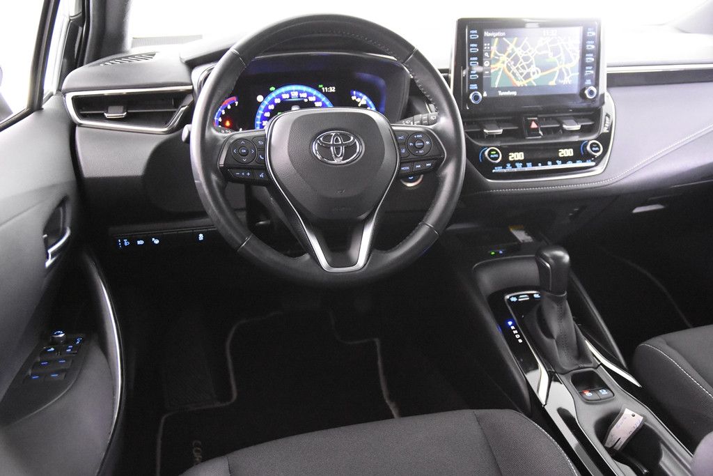 Toyota Corolla 1.8 Hybrid - Samsaru's Car Outlet