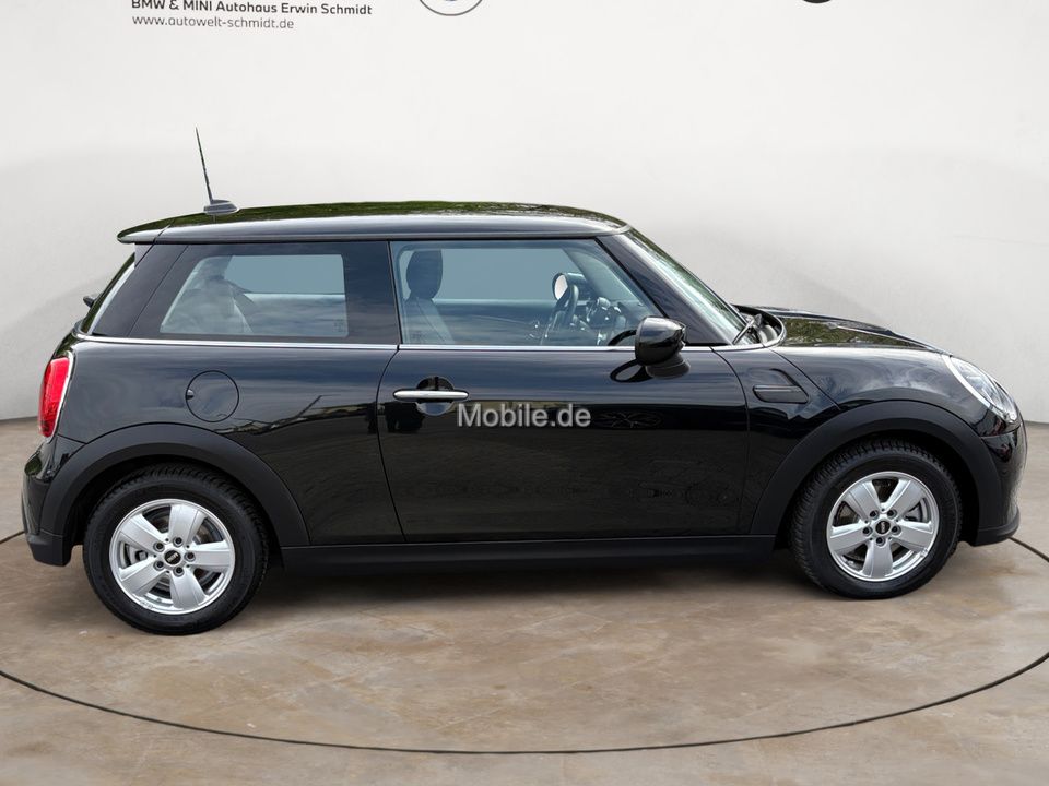 MINI Cooper Classic - Samsaru's Car Outlet