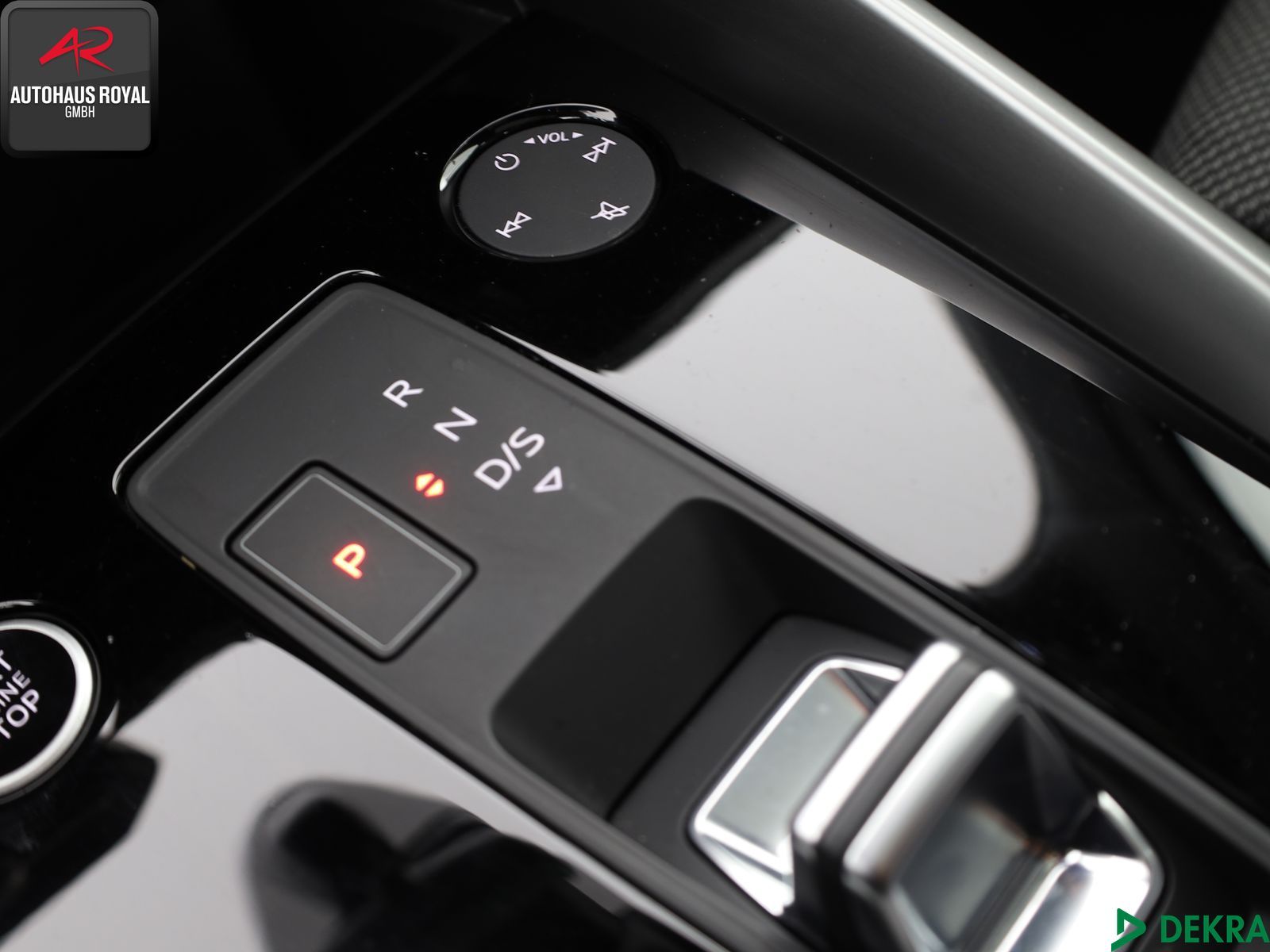 Audi A3 Limousine 30 TDI HEADUP,SPURHALTE,PANO,1.HAND