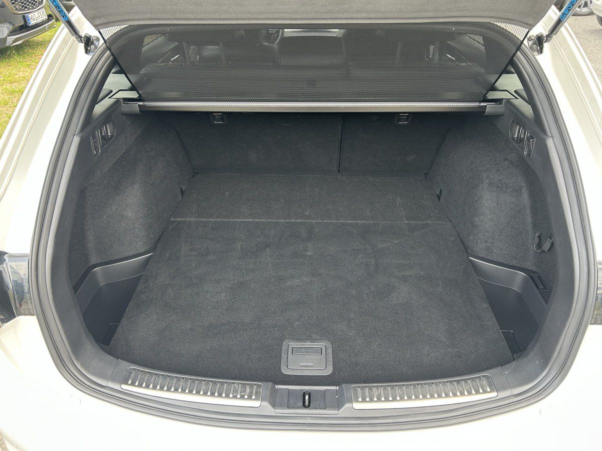 Mazda 6 SK 2.5 194PS AT TAKUMI SUNR Matrix-LED 360°