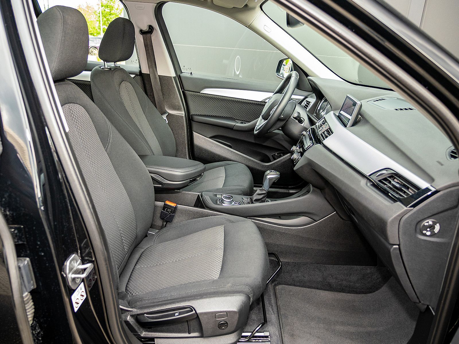 BMW X1 xDrive25eA - Samsaru's Car Outlet