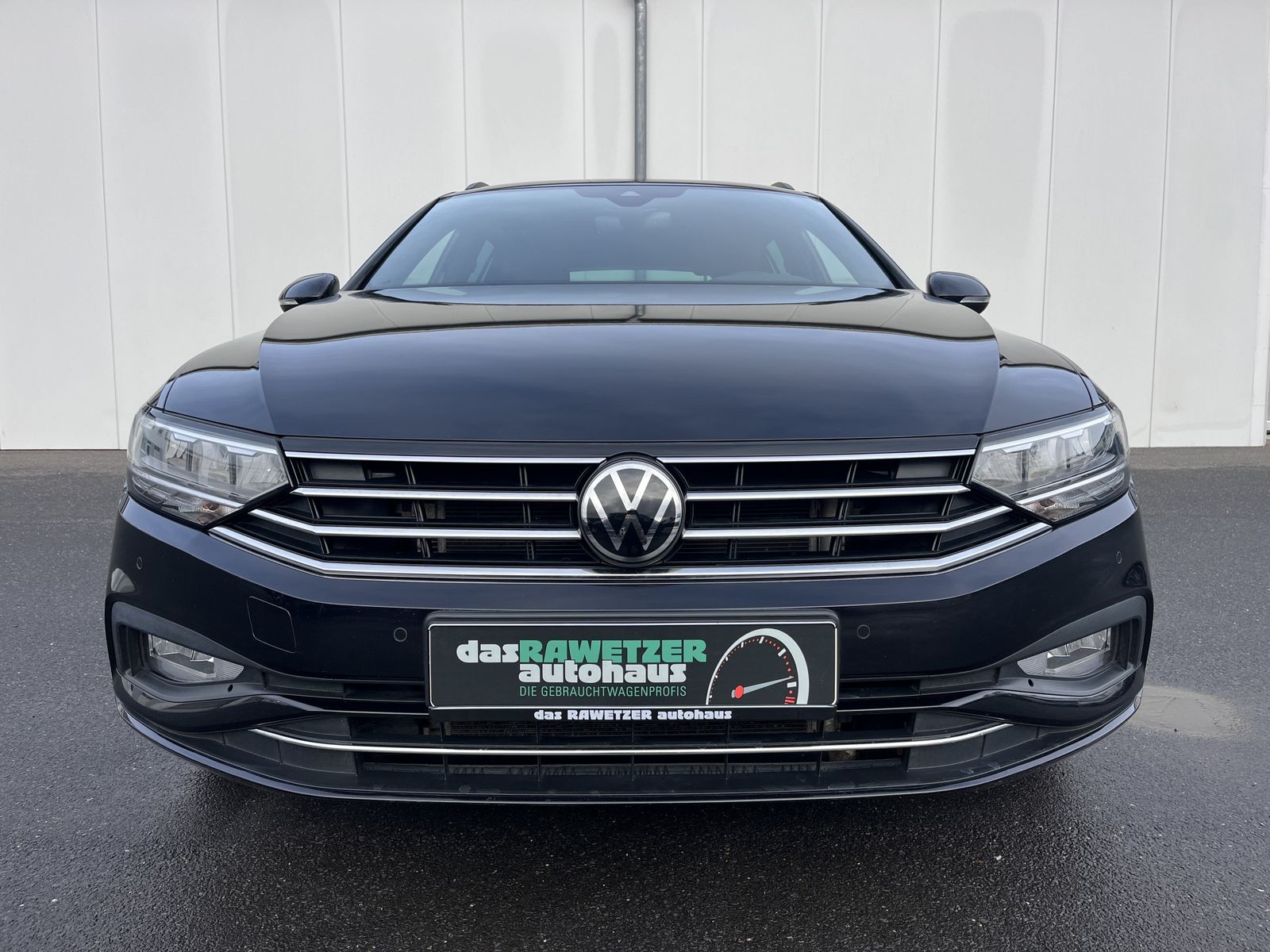 Volkswagen Passat Variant 2.0 TDI DSG 4Motion Business 188€