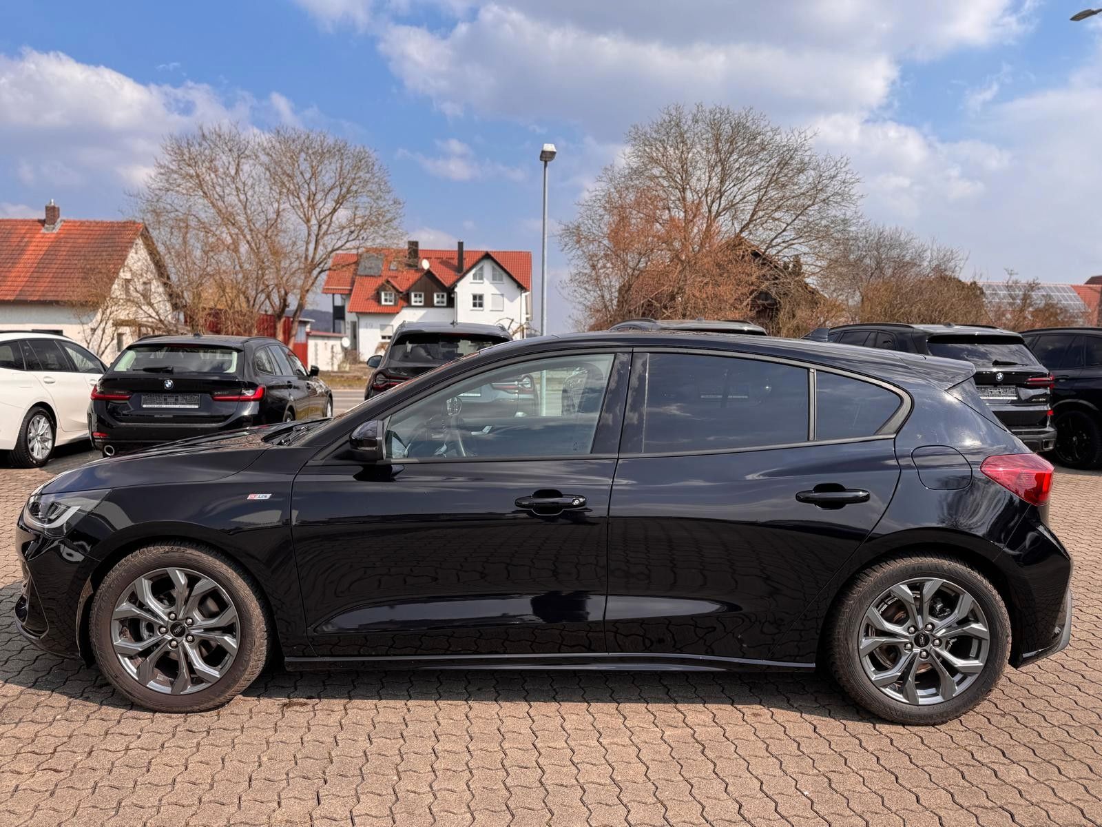 Ford Focus Limousine ST-Line 1.5 ABSTANDSTEMP KAMERA