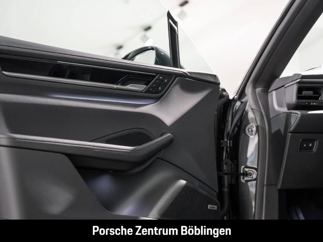 Porsche Macan 4 - Samsaru's Car Outlet