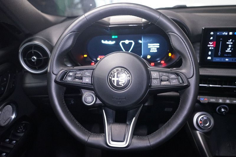 Alfa Romeo Tonale 1.5 VGT Hybrid Ti Aut.*Matrix*Kamera*Keyl